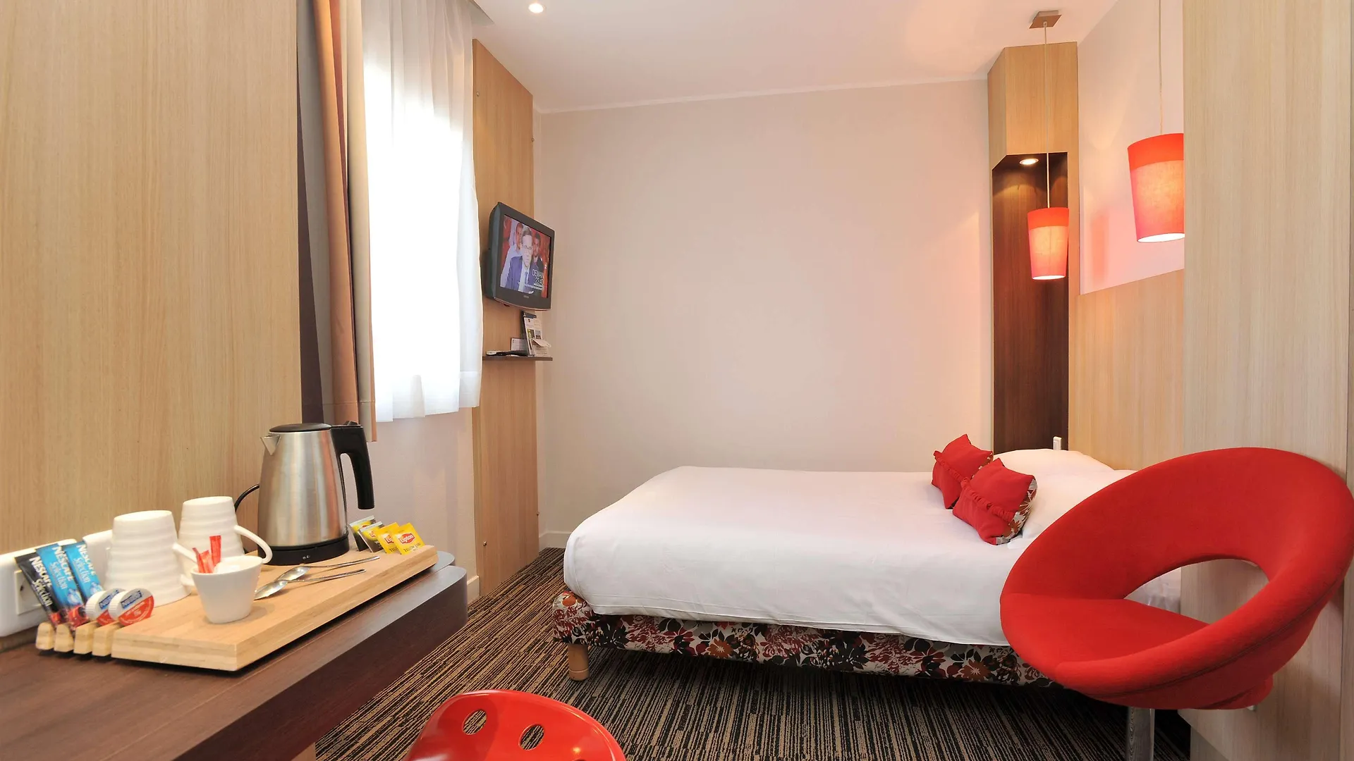 Best Western Plus Hotel Plaisance Villefranche-sur-Saone 3*,  France