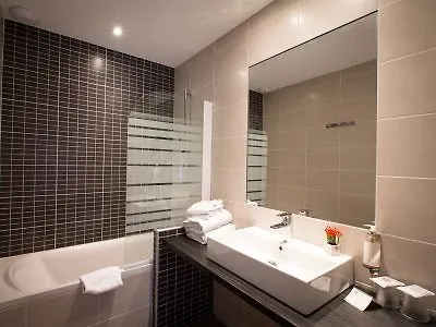 Best Western Plus Hotel Plaisance Villefranche-sur-Saône 3*,  Γαλλία